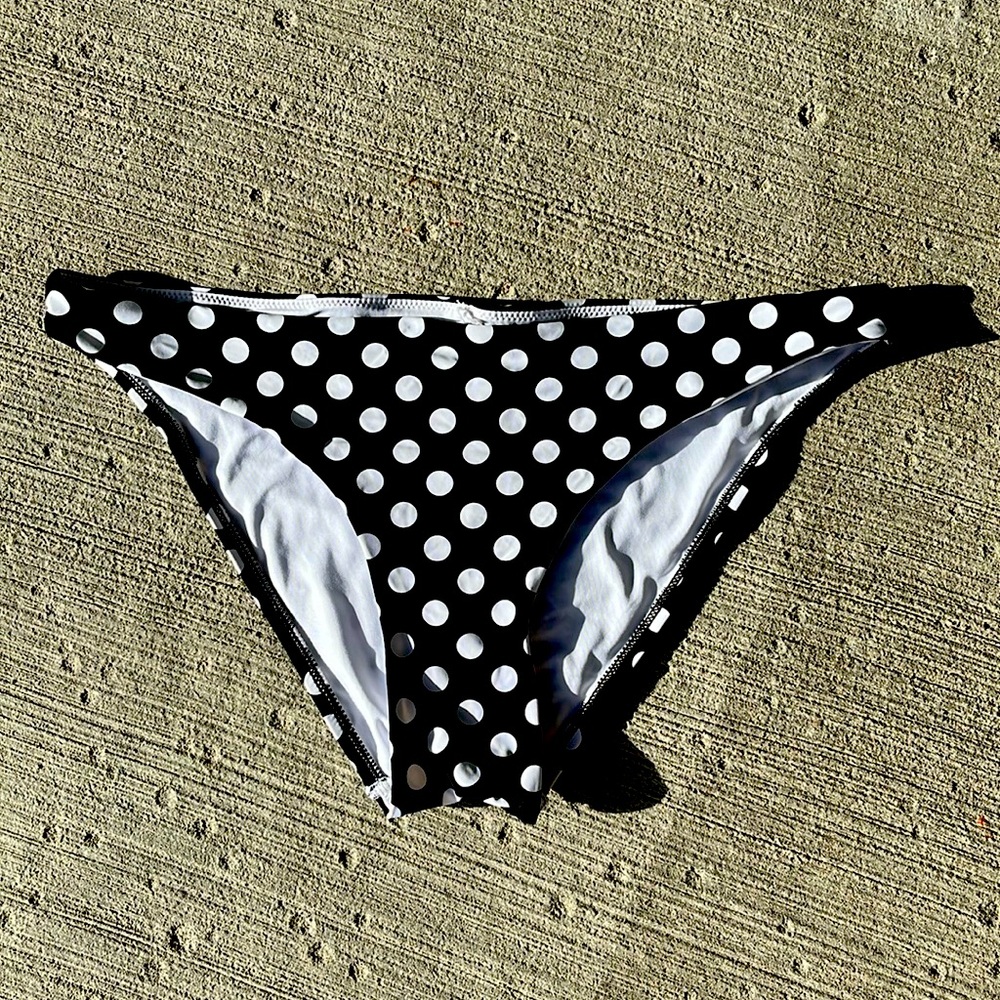 LA VIE EN ROSE low rise bikini bottom